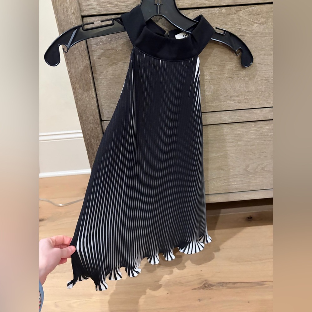 Black and White Pleated Top